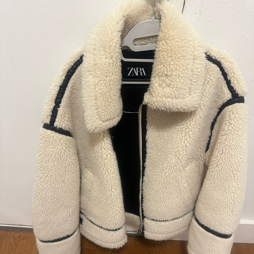 Zara  bomber jacket size small